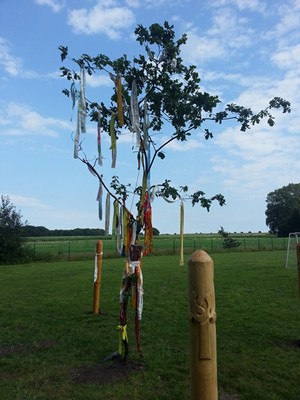 Kultbaum und Götteridole beim IASC 2012